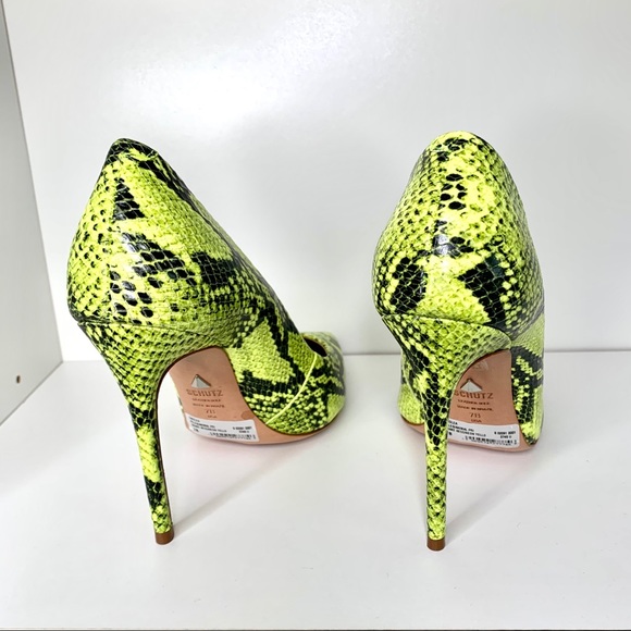 Schutz Caiolea Neon Yellow Snakeskin Pump - Picture 6 of 7